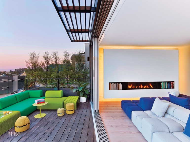 This Modern California House Creates An Indoor / Outdoor Lifestyle